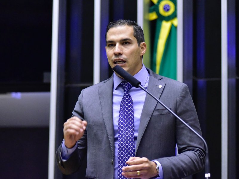 Imagem de Em discurso, Gabriel Nunes defende redução da alíquota do INSS para municípios