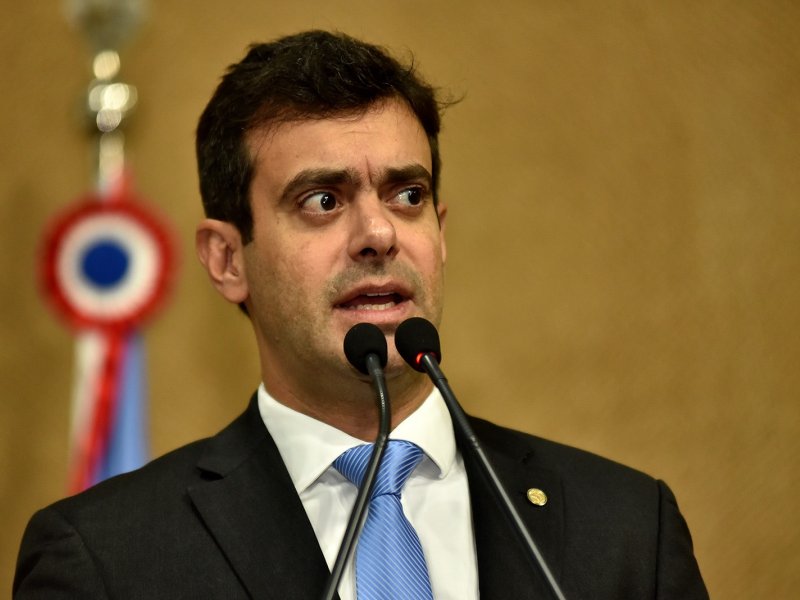 Imagem de Tiago Correia pede intervenção federal ‘imediata’ em contrato com ViaBahia durante Audiência Pública em Brasília