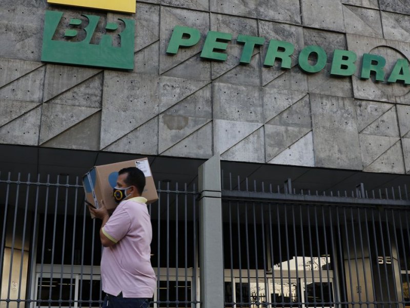 Imagem de Petrobras desiste de vender campos de petróleo na Bahia 