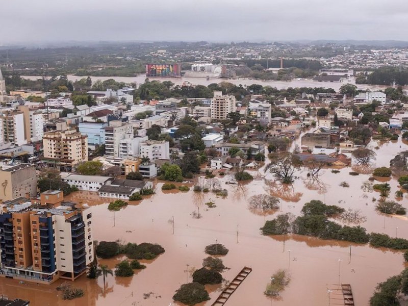 Imagem de Ciclone deixa 27 mortos no Rio Grande do Sul