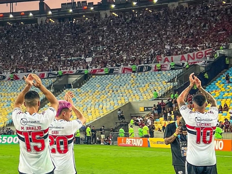 Imagem de São Paulo vence Flamengo fora de casa e abre vantagem na final da Copa do Brasil