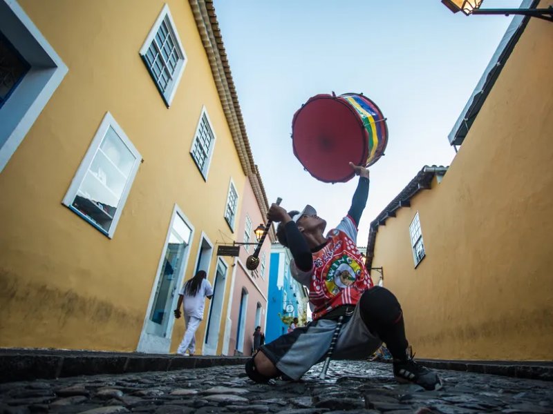 Imagem de Brasil volta a atrair turistas estrangeiros e governo prepara plano de "afroturismo" que inclui Salvador