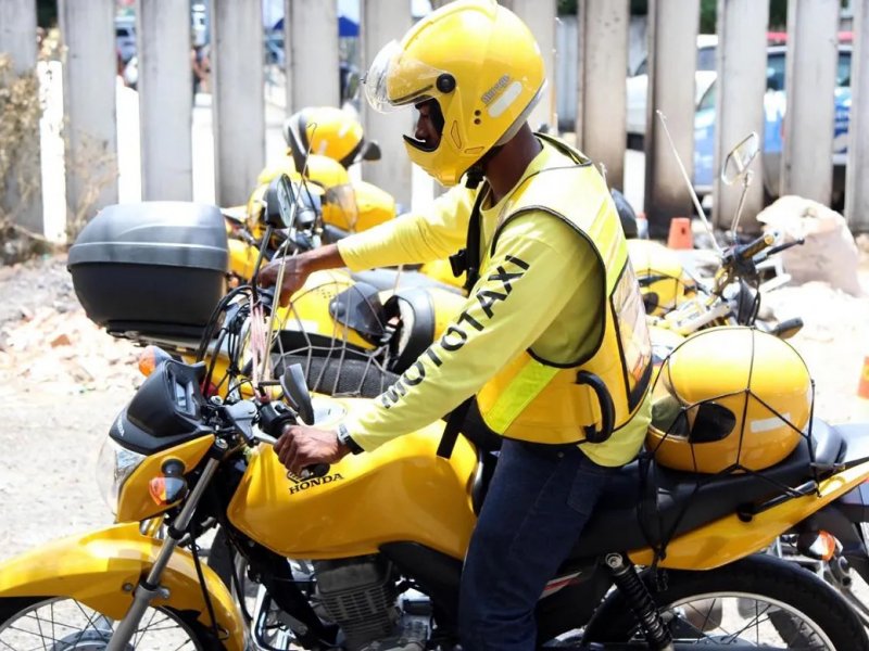 Imagem de Após manifestações, prefeitura de Salvador agenda reunião de negociação com mototaxistas de transporte por aplicativo