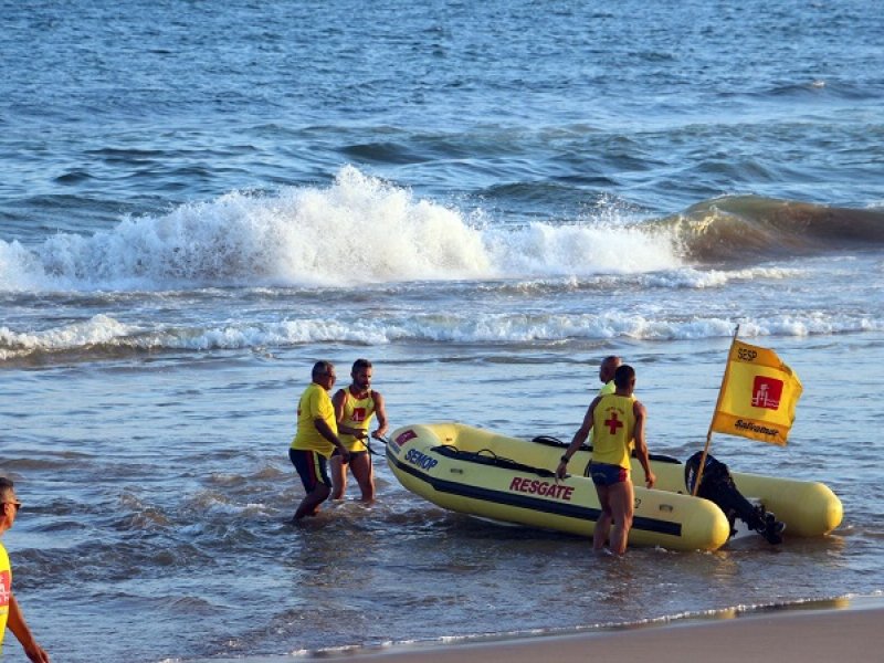 Imagem de Salvamar registra mais de 60 afogamentos e uma morte durante feriadão; saiba praias com maior nº de ocorrências
