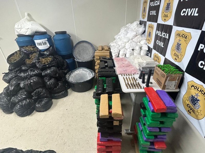 Imagem de Polícia localiza laboratório de drogas utilizado por facção em hotel de luxo em Salvador