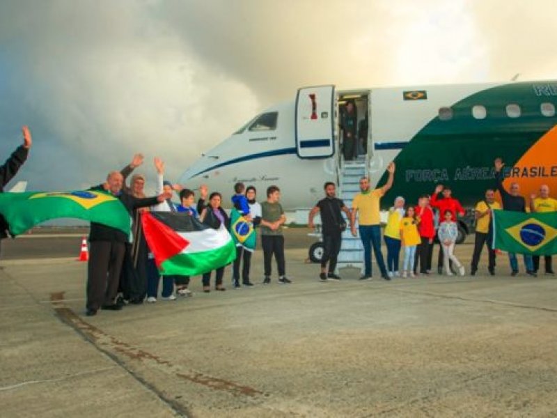 Imagem de Brasileiros seguem sem autorização para sair de Gaza