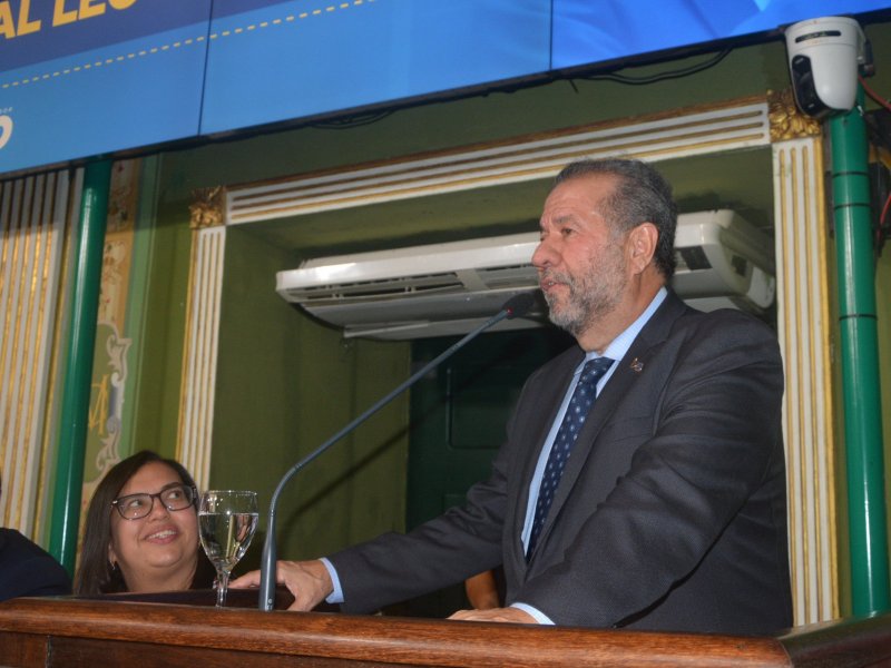 Imagem de Em evento na CMS, Lupi e Neto comentam futuro de Ana Paula Matos e Leo Prates na Prefeitura