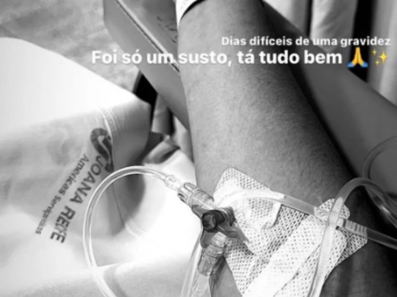 Imagem de Grávida, namorada de Luva de Pedreiro posta foto em hospital: "dias difíceis de uma gravidez"