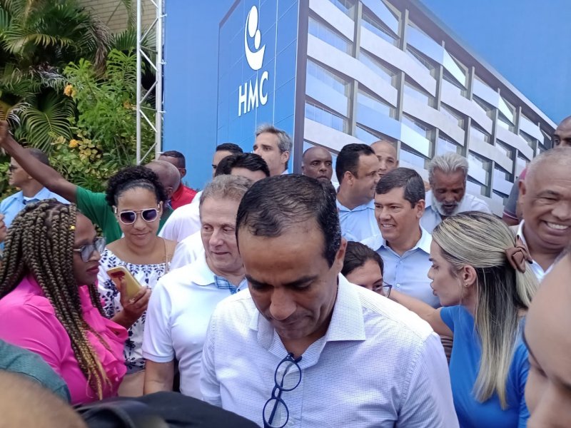 Imagem de Bruno Reis se emociona durante anúncio de obra de hospital em Salvador; saiba motivo