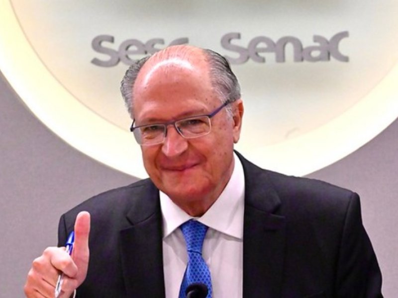 Imagem de Geraldo Alckmin diz que taxação de importados de até US$ 50 pode ser retomada pelo governo federal