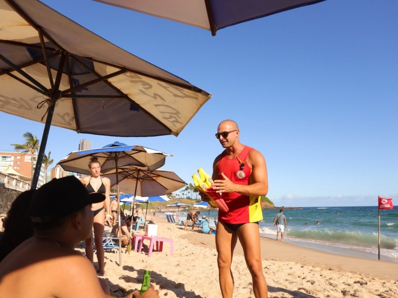 Imagem de Com proximidade do verão, Corpo de Bombeiros amplia ações de prevenção nas praias baianas 