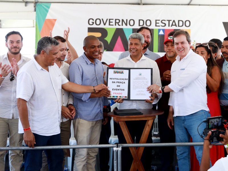 Imagem de Em Prado, no extremo sul, o Governo da Bahia inaugura mais uma escola de tempo integral e importantes obras de infraestr