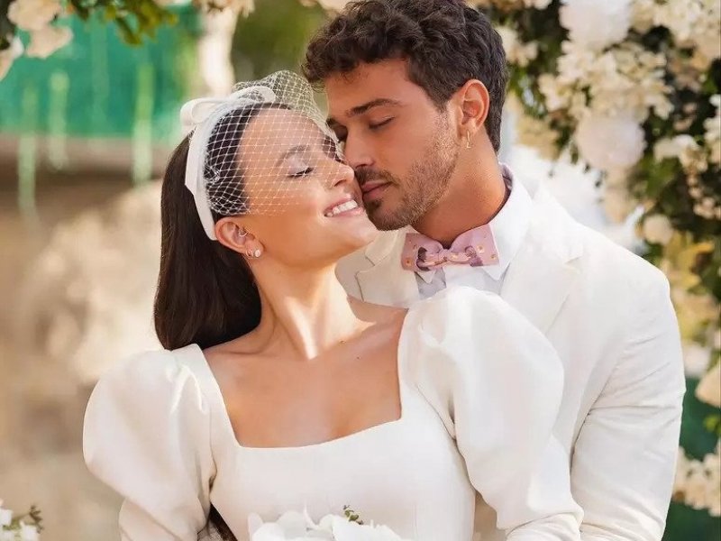 Imagem de Larissa Manoela e André Luiz Frambach se casam: 'Destinados a ser'