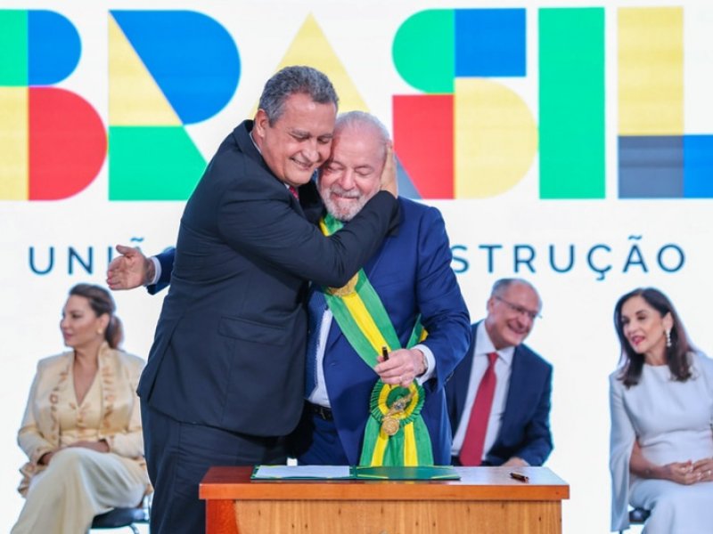 Imagem de Lula "sobe o tom" contra aliados para defender Rui Costa; confira argumento