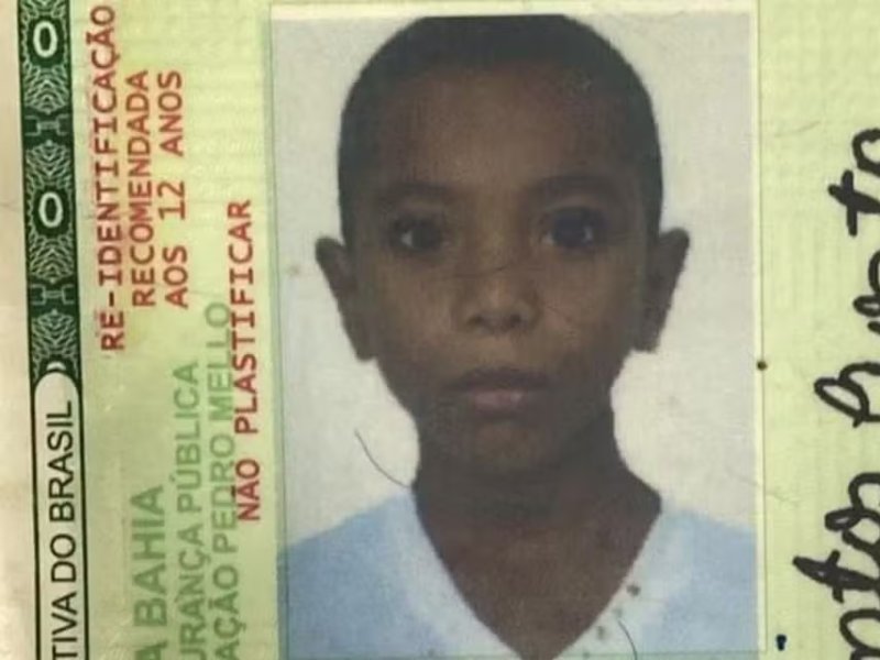 Imagem de Adolescente de 17 anos é morto a tiros dentro do mercadinho da família em Feira de Santana