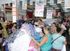 Imagem de Lojas remarcam preços de produtos e aumentam descontos na Liquida Bahia