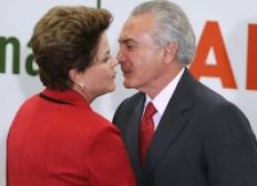 Imagem de Dilma vai ao povo, Temer debate 80 horas semanais