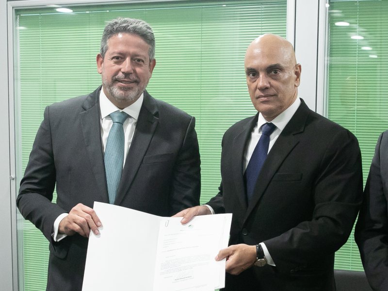 Imagem de Moraes não ligou para Arthur Lira para informar sobre operação contra Carlos Jordy, diz presidente da Câmara