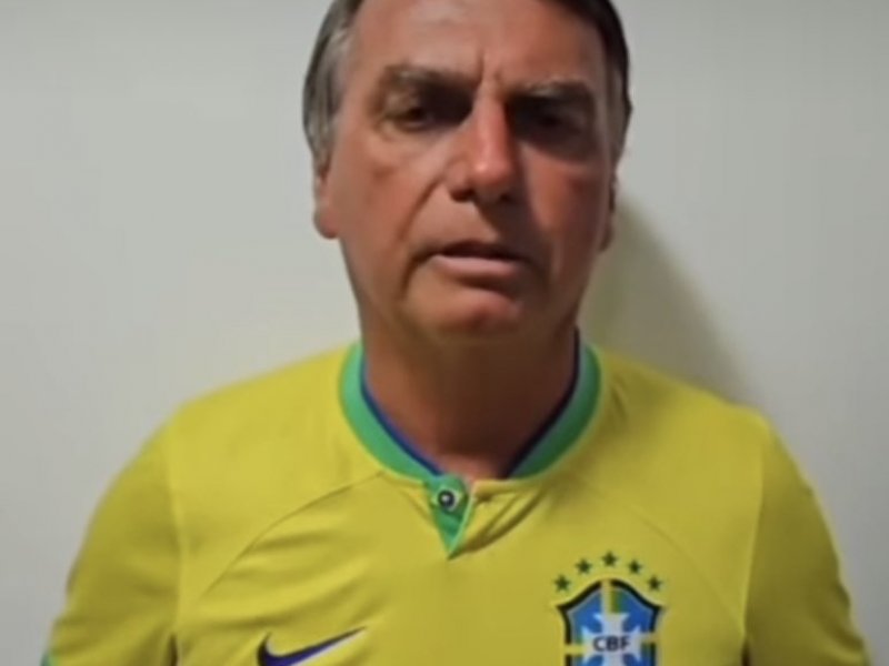 Imagem de ASSISTA: Alvo da PF, Bolsonaro convoca ato em ‘defesa à democracia’