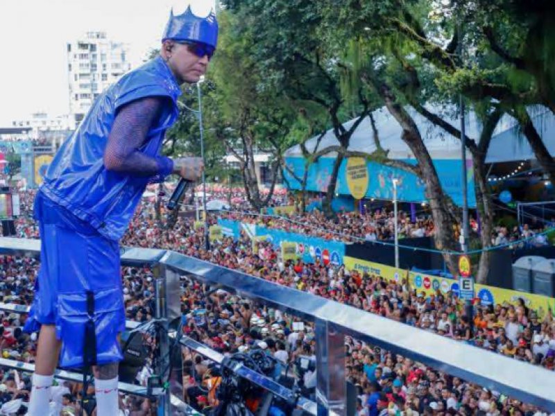 Imagem de ASSISTA: Kannário ameaça parar de participar do carnaval e critica políticos: ‘querem me f****’