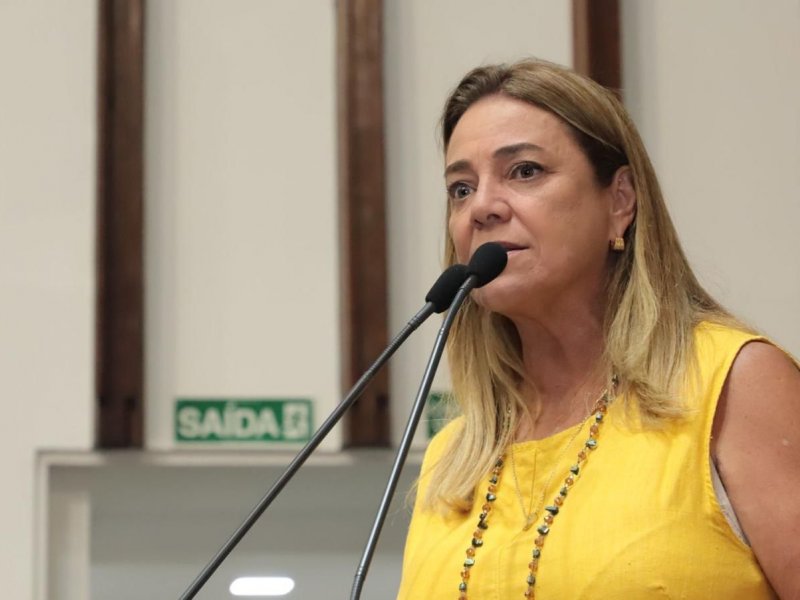 Imagem de 'Falta de discussão e planejamento do PDDU tem levado a supressão vegetal indiscrimidada de Salvador', diz Fabiola