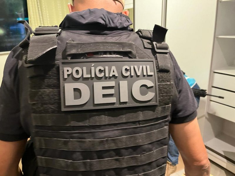 Imagem de Polícia Civil prende dupla que tentava aplicar golpe de R$ 300 mil