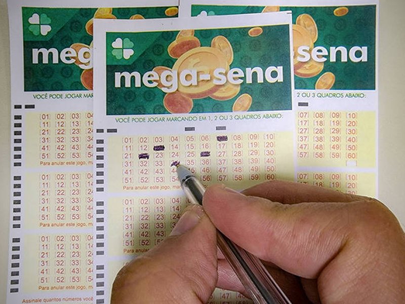 Imagem de Mega-Sena acumula e prêmio chega a R$ 7,5 milhões
