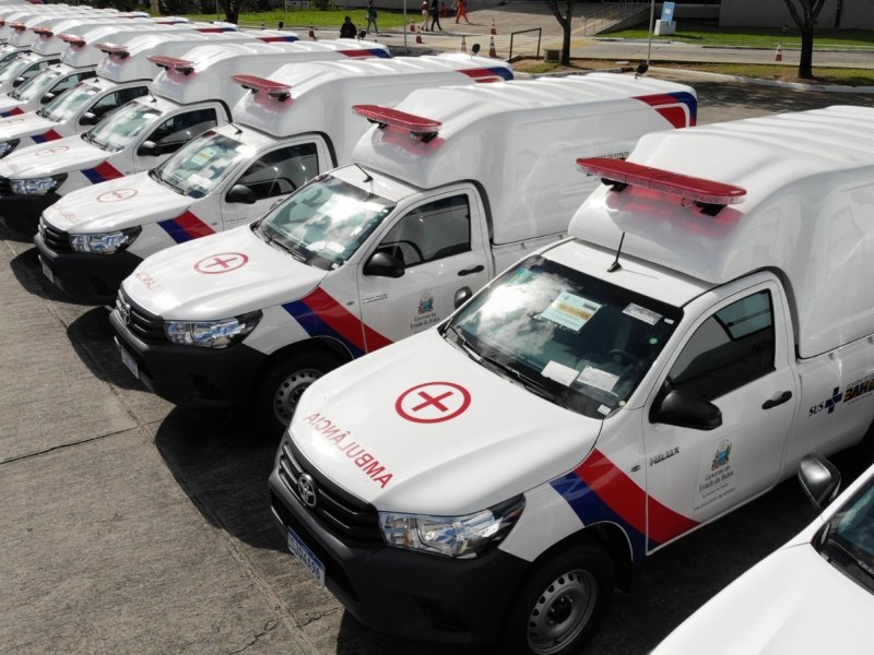 Imagem de Interior da Bahia recebe frota com 41 novas ambulâncias 