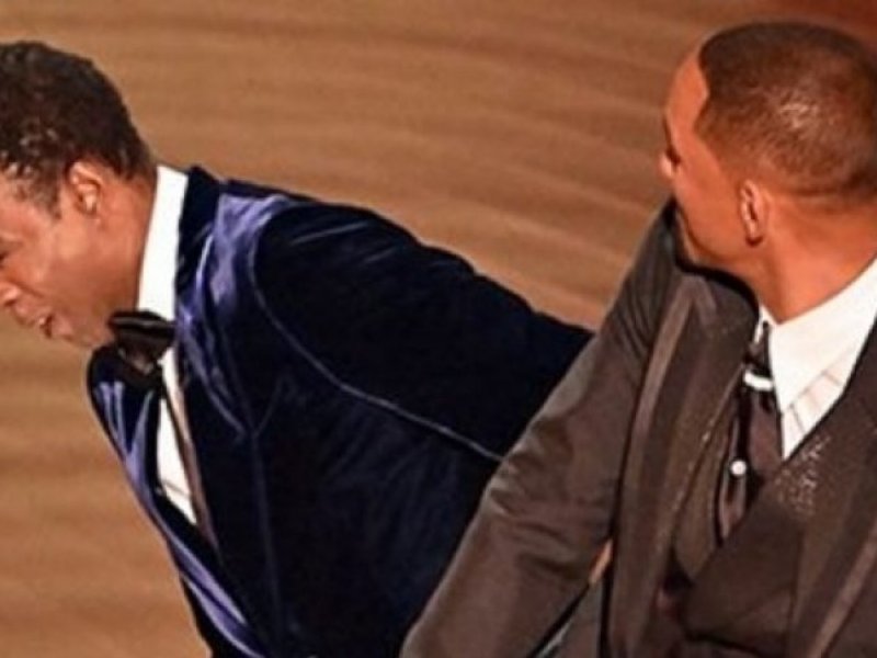 Imagem de Fundação de caridade de Will Smith pode fechar por consequência a tapa em Chris Rock no Oscar 2022