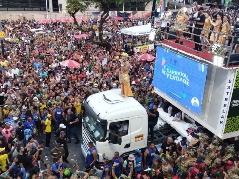 Imagem de Bloco 'As Muquiranas' divulga tema de Carnaval 2025