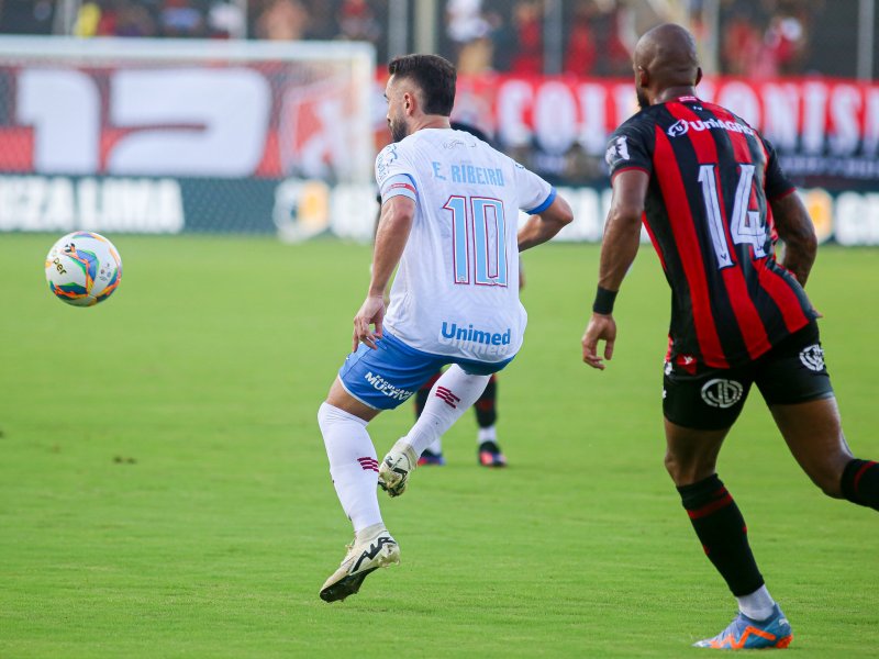 Imagem de Quem levanta a taça? Bahia e Vitória decidem Campeonato Baiano neste domingo