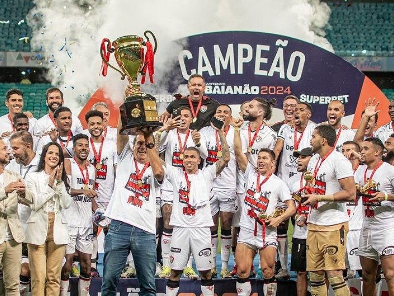 Imagem de Vitória domina seleção de melhores do Campeonato Baiano 2024; veja lista dos premiados