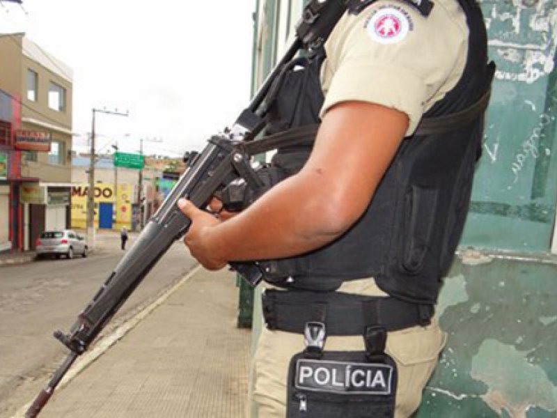 Imagem de Homem é morto a tiros no bairro de Itapuã