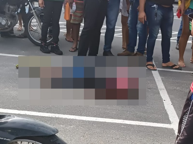Imagem de Homem morto no estacionamento do Assaí de Paripe portava réplica de pistola 