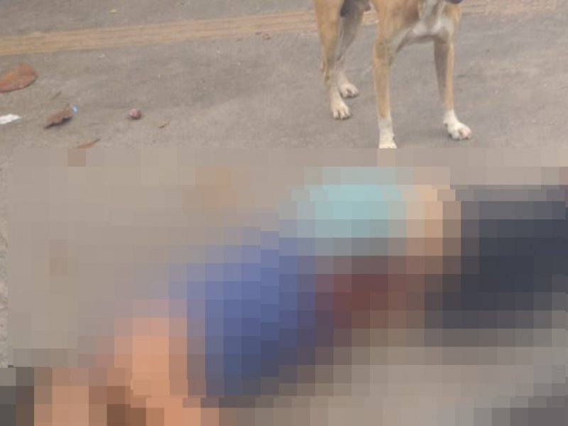 Imagem de Assaltante tenta roubar moto em Itapuã e é morto após reação da vítima