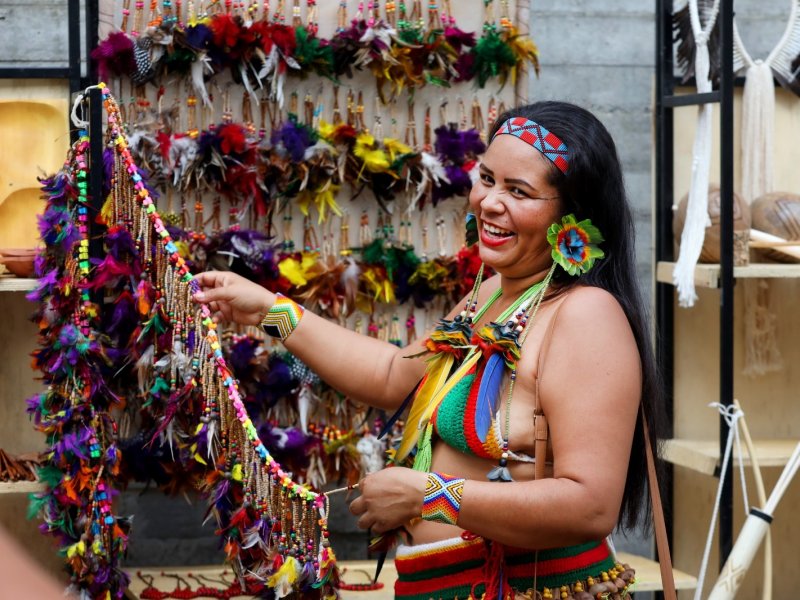 Imagem de Celebrando as etnias indígenas, artesanato ancestral é destaque na Feira da Bahia