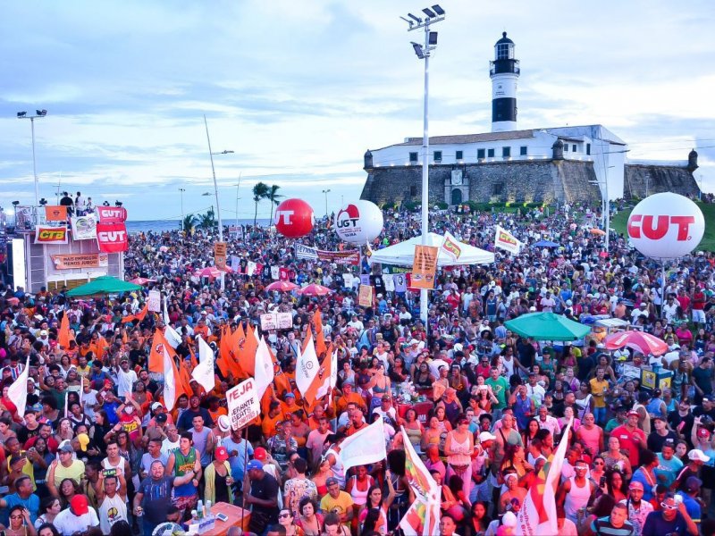 Imagem de Em defesa dos trabalhadores, PT Bahia convoca militância para ato no 1° de Maio