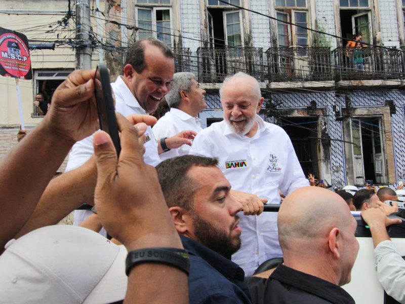 Imagem de Lula declara apoio à pré-candidatura de Geraldo em Salvador: 'Fico torcendo por ele'