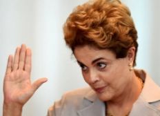 Imagem de Dilma diz que não autorizou. Mas não nega caixa 2 em campanha