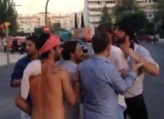 Imagem de Provocado por torcedor, jogador do Napoli se envolve em briga