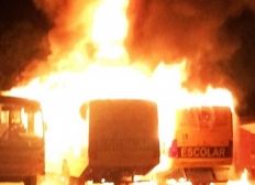 Imagem de RN registra 6ª noite de ataques e mais ônibus escolares são incendiados