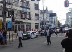Imagem de Suspeito morre e outro é baleado em assalto a casa lotérica em Salvador