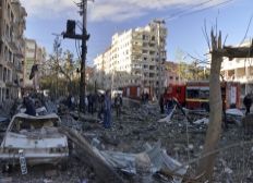 Imagem de Ataque com carro-bomba deixa 8 mortos e 100 feridos na Turquia
