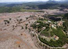 Imagem de Quatro empresas e 22 pessoas se tornam rés por desastre em Mariana