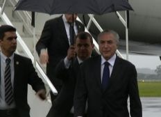Imagem de Presidente Michel Temer chega a Chapecó e decide ir à Arena Condá