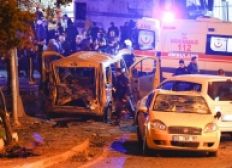 Imagem de Explosões de carros-bomba em Istambul deixam mortos e feridos