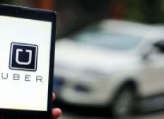 Imagem de Carro da Uber é alvejado em Vilas do Atlântico