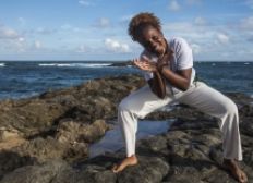 Imagem de Baiana deixa marmanjos para trás e busca título de melhor capoeirista do mundo