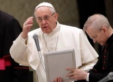 Imagem de Papa admite que 'há corrupção' no Vaticano, em colóquio com religiosos