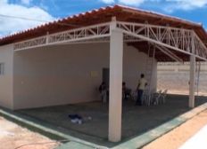 Imagem de Problemas de infraestrutura atrasam aulas de escolas municipais na Bahia